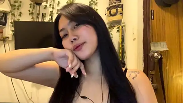 Snapshot of GlindaDejardin chatting on 04-12-26, 05:07 GlindaDejardin online show from 04-12-26, 05:07
