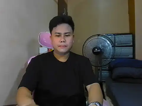 Snapshot of tipsy_butter chatting on 05-16-26, 08:44 tipsy butter online show from 05-16-26, 08:44