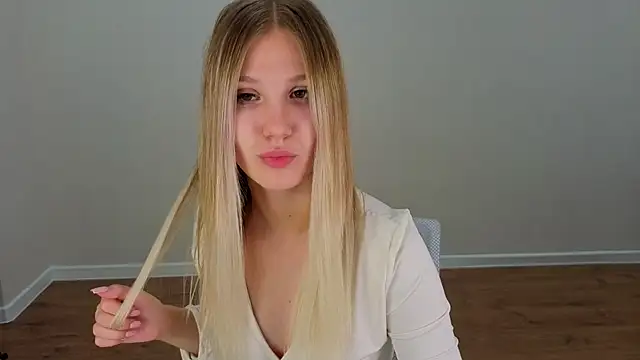 Angelina Becker online show from 07-31-26, 12:54