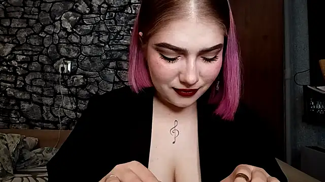 Snapshot of E_thie chatting on 04-20-26, 03:04 E thie online show from 04-20-26, 03:04