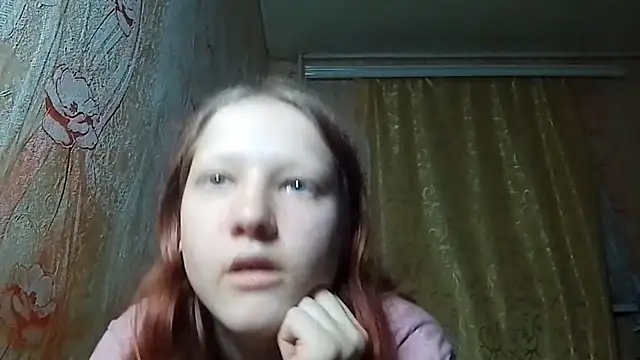 Snapshot of BirgitKamal chatting on 06-12-26, 08:30 BirgitKamal online show from 06-12-26, 08:30