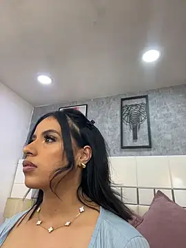 SusanneGrace online show from 06-06-26, 07:07