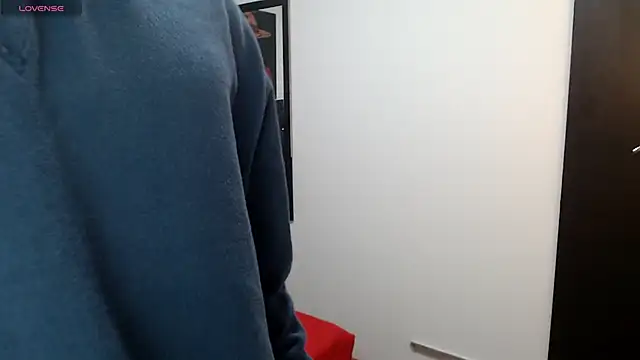 Snapshot of billy_wild chatting on 05-15-26, 11:17 billy wild online show from 05-15-26, 11:17