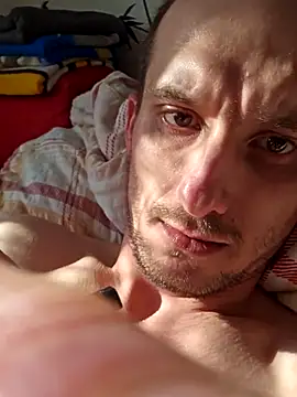 UpbeatXiphias online show from 04-18-26, 03:05