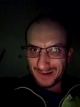 UpbeatXiphias online show from 04-20-26, 03:31