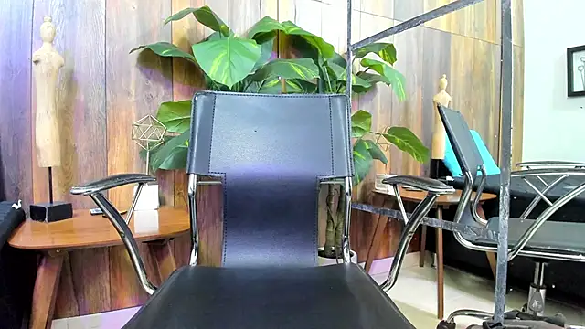 Snapshot of AndySinss chatting on 05-23-26, 06:34 AndySinss online show from 05-23-26, 06:34