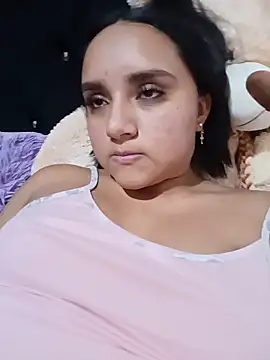 Snapshot of Valentina_Narvaez chatting on 06-17-26, 06:20 Valentina Narvaez online show from 06-17-26, 06:20