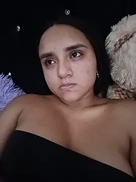 Snapshot of Valentina_Narvaez chatting on 06-20-26, 08:00 Valentina Narvaez online show from 06-20-26, 08:00