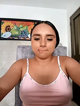 Snapshot of Valentina_Narvaez chatting on 07-02-26, 07:42 Valentina Narvaez online show from 07-02-26, 07:42
