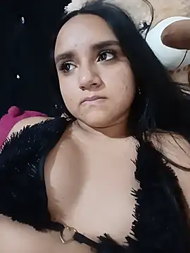 Snapshot of Valentina_Narvaez chatting on 07-05-26, 07:10 Valentina Narvaez online show from 07-05-26, 07:10