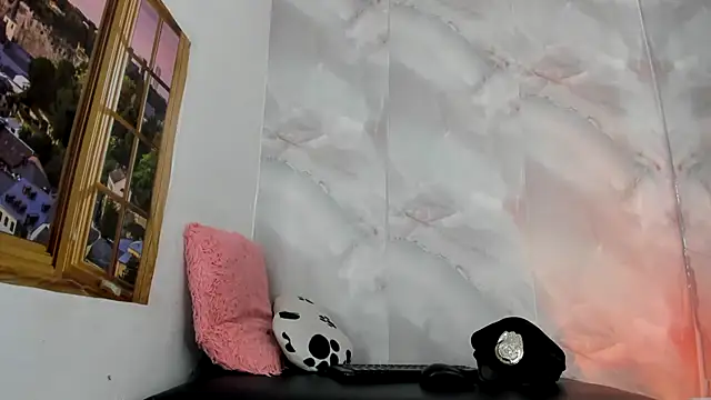 EllyBloom online show from 06-14-26, 01:35