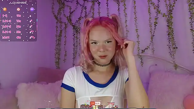 hexbunnie online show from 07-29-26, 02:43