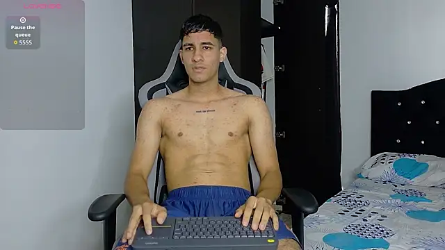 JakeMonroe online show from 04-17-26, 03:37