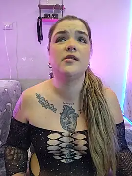 Snapshot of __MeganMY chatting on 07-28-26, 11:50 MeganMY online show from 07-28-26, 11:50