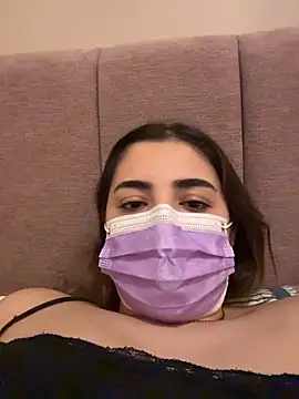 Snapshot of AnnieCartier chatting on 04-14-26, 12:44 AnnieCartier online show from 04-14-26, 12:44