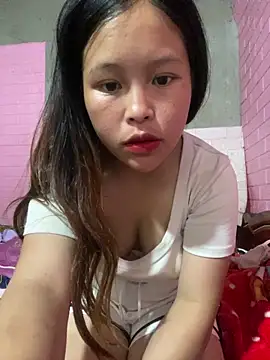 Snapshot of Hini_cute chatting on 04-05-26, 10:45 Hini cute online show from 04-05-26, 10:45