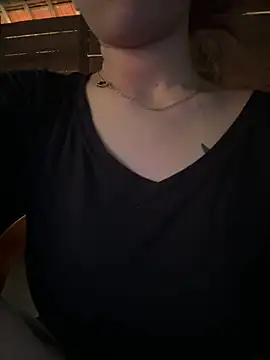 Snapshot of Sexx-12x chatting on 04-06-26, 11:38 Sexx-12x online show from 04-06-26, 11:38