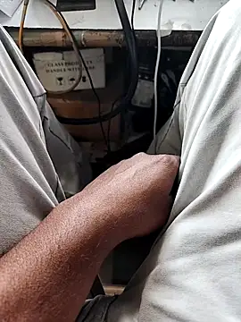 X-boy-11 online show from 04-06-26, 10:27