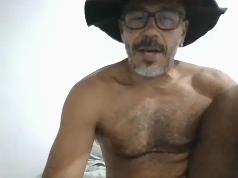 Snapshot of paizao1977brazil chatting on 04-09-26, 03:06 paizao1977brazil online show from 04-09-26, 03:06