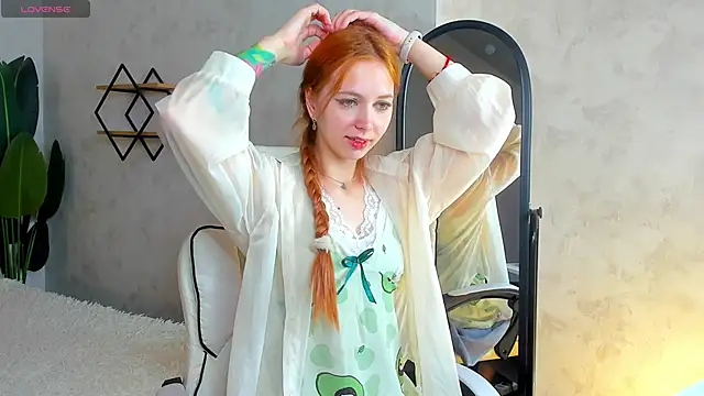 Sienna Nyx online show from 04-16-26, 09:10