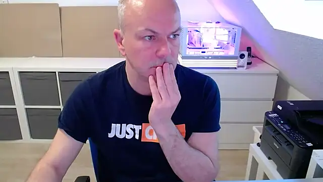 ChatMax30xxx online show from 04-07-26, 07:20