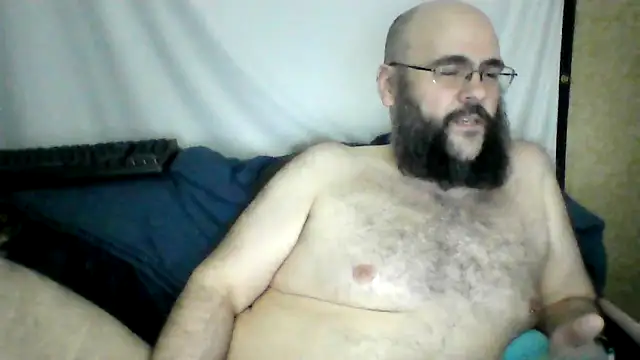 BriTheTopBear online show from 04-21-26, 01:42