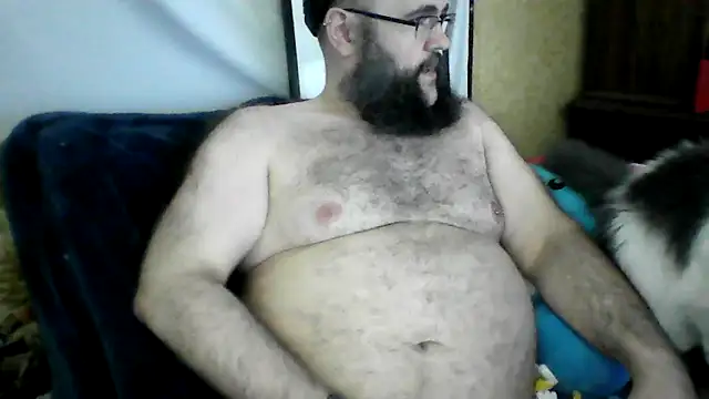 Snapshot of BriTheTopBear chatting on 05-31-26, 01:36 BriTheTopBear online show from 05-31-26, 01:36