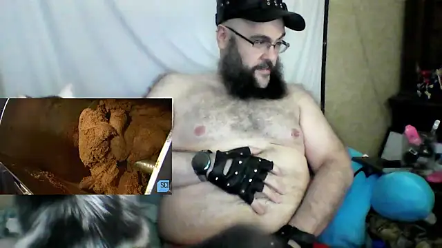 Snapshot of BriTheTopBear chatting on 06-13-26, 11:46 BriTheTopBear online show from 06-13-26, 11:46