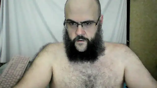 Snapshot of BriTheTopBear chatting on 06-21-26, 01:19 BriTheTopBear online show from 06-21-26, 01:19