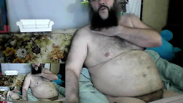 Snapshot of BriTheTopBear chatting on 07-17-26, 06:53 BriTheTopBear online show from 07-17-26, 06:53