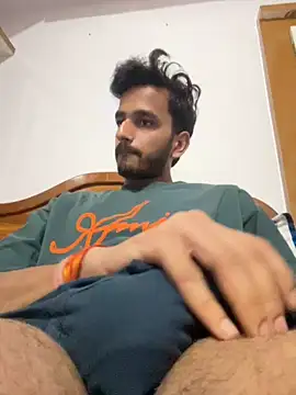 aadibuttplug online show from 05-13-26, 06:16