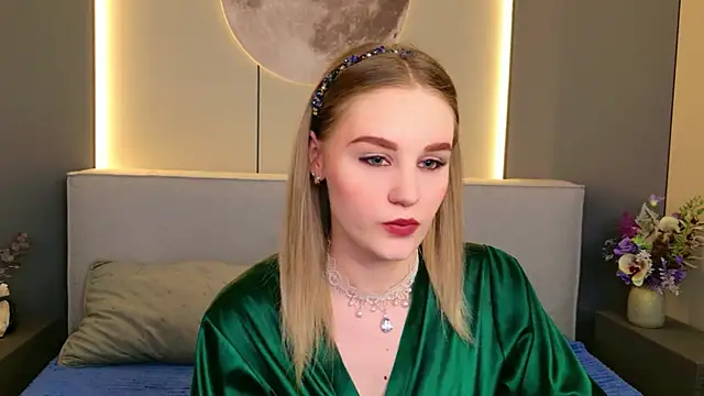 Molly Voses online show from 06-23-26, 08:51