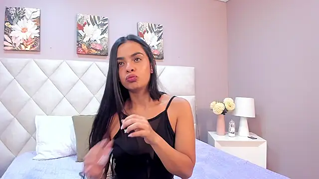 Gia  evanss online show from 04-18-26, 12:20