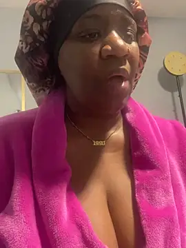 Snapshot of amberchill26 chatting on 06-16-26, 05:15 amberchill26 online show from 06-16-26, 05:15
