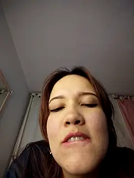 AdrianaFrank online show from 05-29-26, 02:09