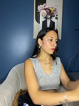 Snapshot of DulceLatinaxo chatting on 04-08-26, 08:20 DulceLatinaxo online show from 04-08-26, 08:20