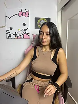 Snapshot of DulceLatinaxo chatting on 07-07-26, 01:08 DulceLatinaxo online show from 07-07-26, 01:08