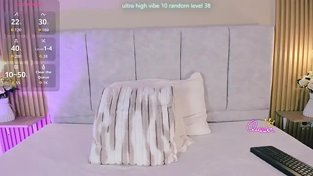 Snapshot of cherlyn_1 chatting on 05-02-26, 01:27 cherlyn 1 online show from 05-02-26, 01:27