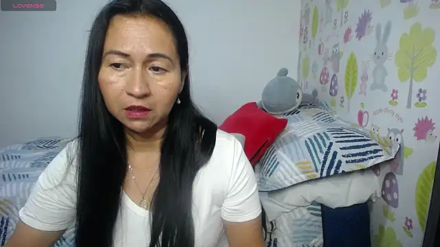 Tyna b online show from 06-19-26, 05:12