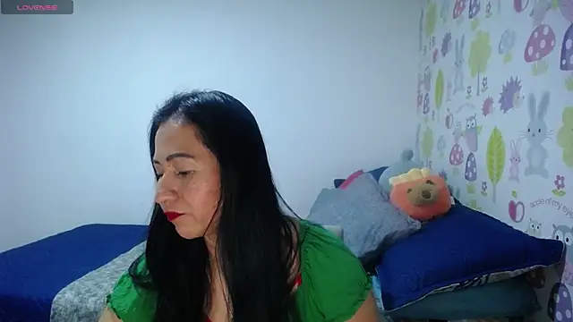 Tyna b online show from 06-25-26, 06:56