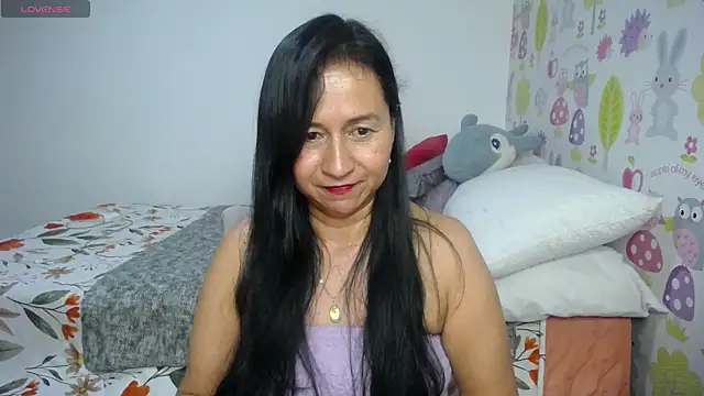 Tyna b online show from 07-06-26, 10:23