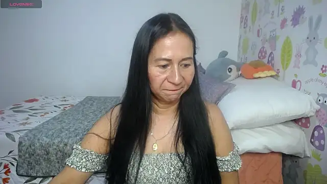 Tyna b online show from 07-12-26, 08:44