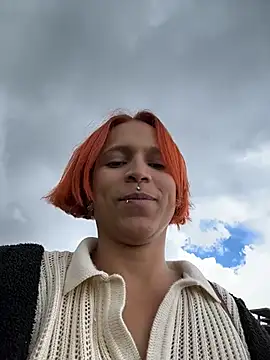 Mia 0-4 online show from 06-16-26, 05:37