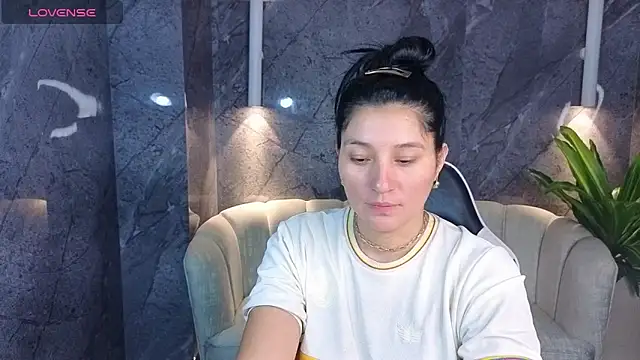 Snapshot of Alisson_tx_ chatting on 05-16-26, 10:36 Alisson tx online show from 05-16-26, 10:36