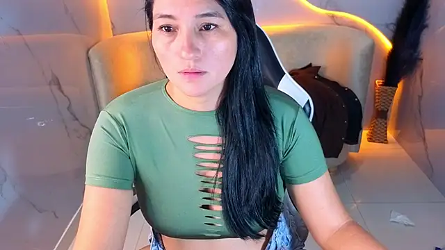 Snapshot of Alisson_tx_ chatting on 05-16-26, 10:41 Alisson tx online show from 05-16-26, 10:41