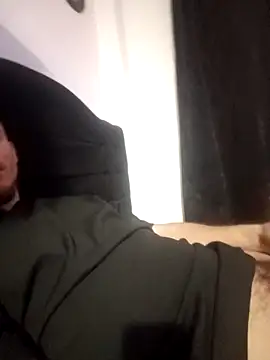 Snapshot of erik9508 chatting on 04-08-26, 02:22 erik9508 online show from 04-08-26, 02:22