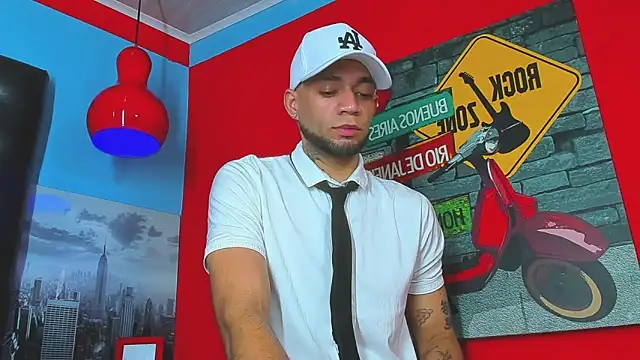 Daniel huge22 online show from 04-18-26, 07:58