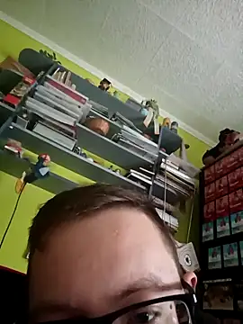 zsolt1910 online show from 04-27-26, 09:18