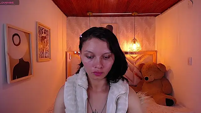 Snapshot of ahmy_ chatting on 04-25-26, 08:06 ahmy online show from 04-25-26, 08:06