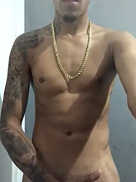 mauriciosouza02 online show from 04-18-26, 02:37